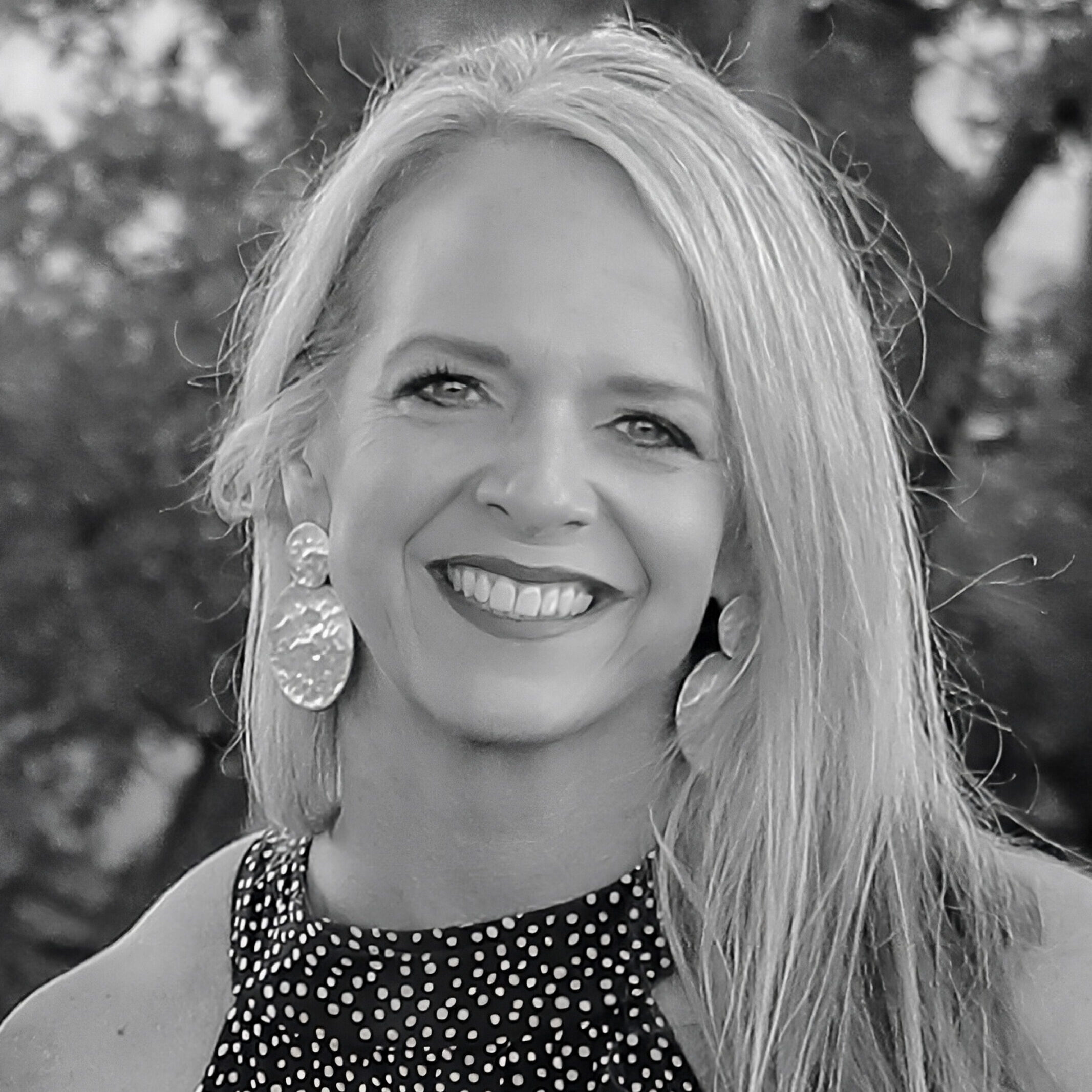 Jamie Howell Headshot